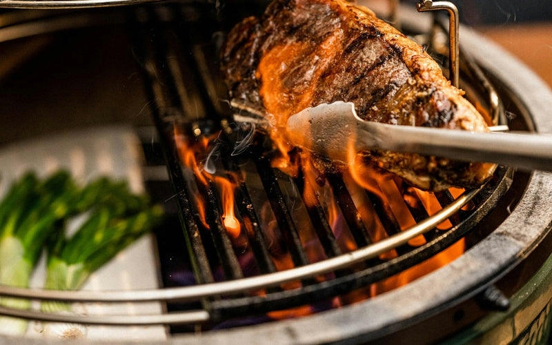 Big Green Egg Half-Moon Cast Iron Grid for EGGspander System Big Green Egg