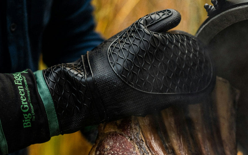 Big Green Heat Resistant Silicone BBQ Mitt with Fabric Cuff Big Green Egg