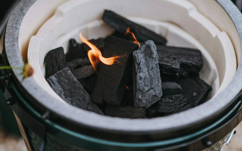 Big Green Egg Premium 100% Natural Oak & Hickory Lump Charcoal Big Green Egg