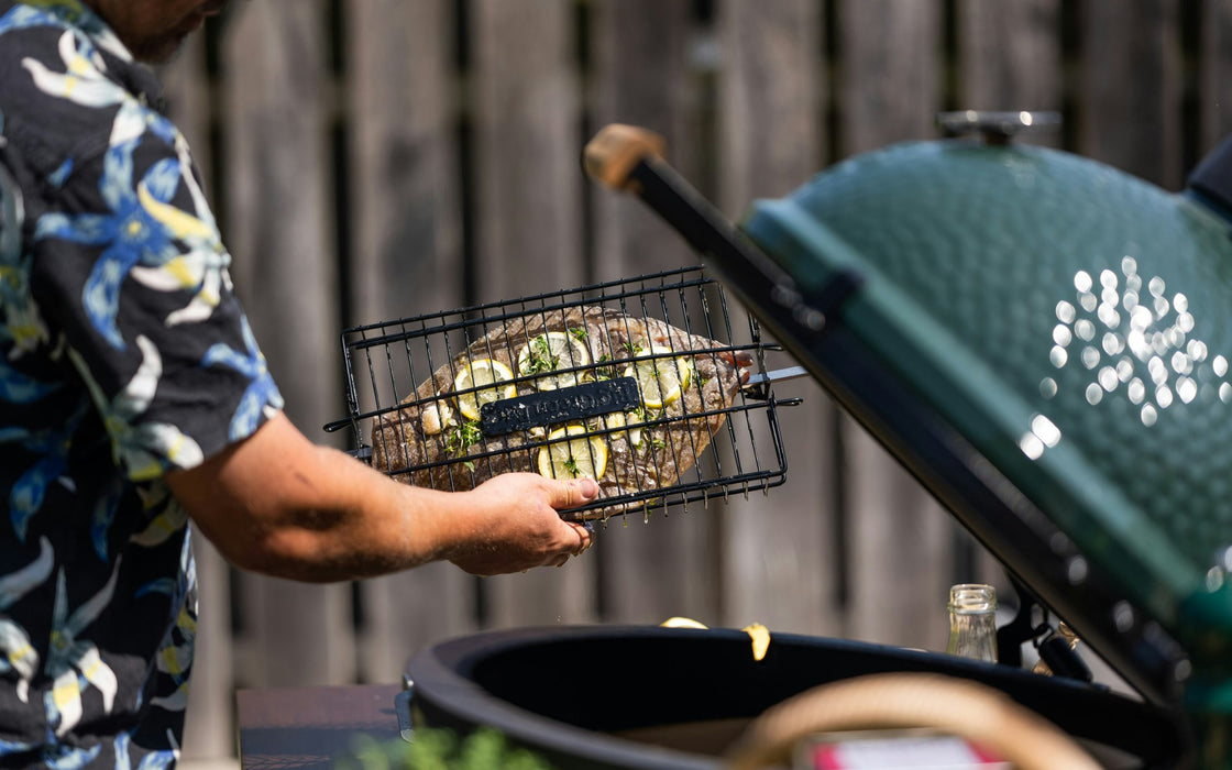 Big Green Egg Rotisserie Flat Basket