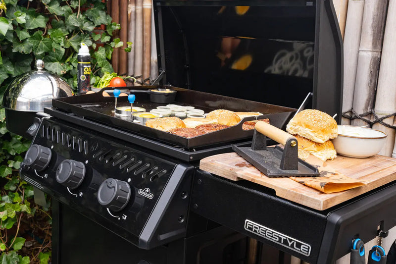 Napoleon Freestyle™ 24 Non-Stick Gas Plancha Grill – 3 Burner Outdoor Griddle BBQ Napoleon Grills