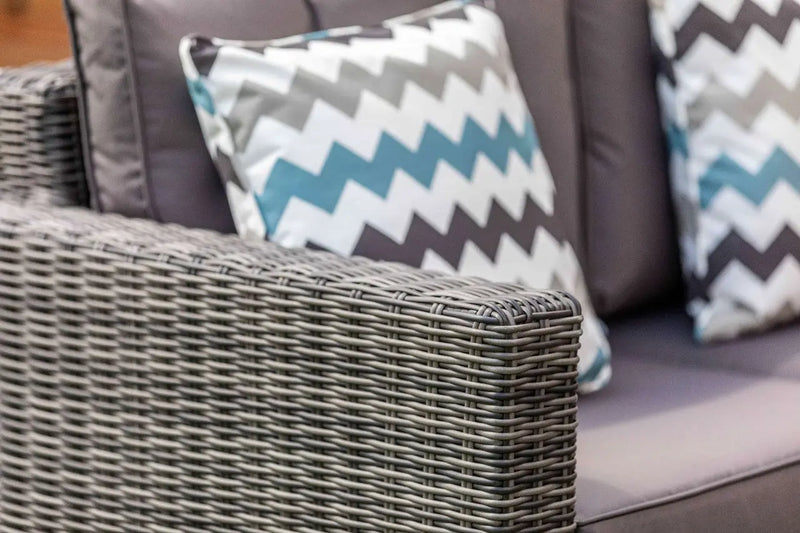 Grace Bay Casual Corner Set With Coffee Table Grace Bay