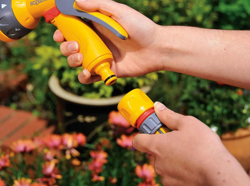 Hozelock Multi Spray Plus Gun with AquaStop Connector Hozelock